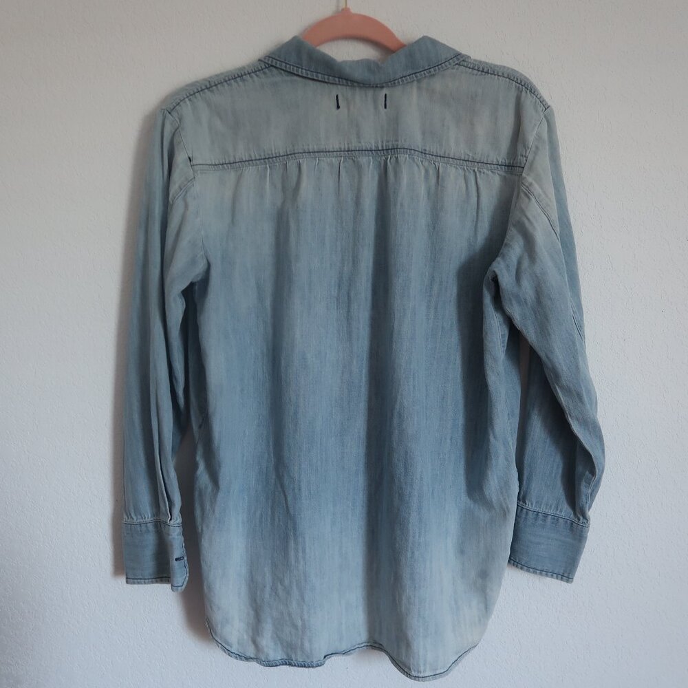 Madewell Chambray Button-Up Shirt - Size Small - Picture 3 of 8